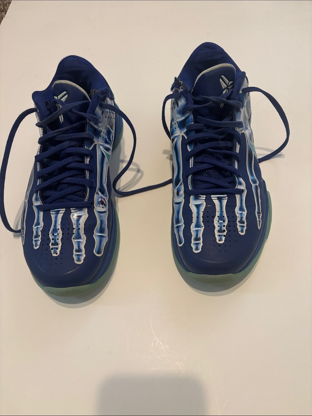 Nike Kobe Blue Skeletal Graphic Basketball Shoes size 7